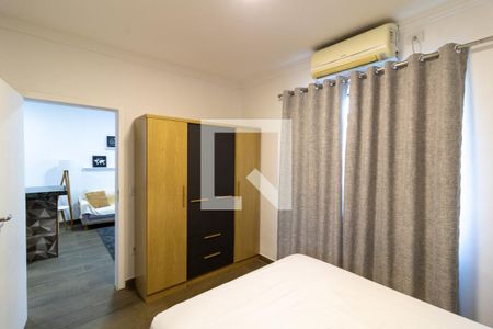 Suíte de apartamento para alugar com 1 quarto, 40m² em Azenha, Porto Alegre