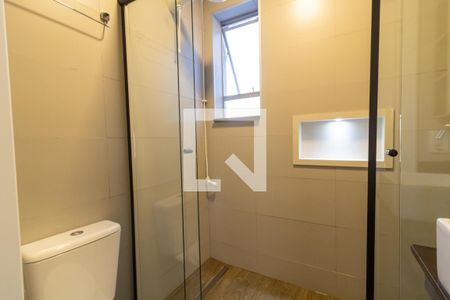 Banheiro da Suíte de apartamento para alugar com 1 quarto, 40m² em Azenha, Porto Alegre