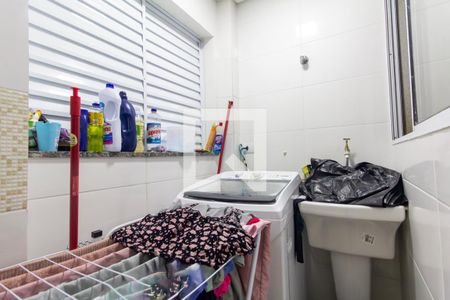 Sala, Cozinha e Área de Serviço de apartamento para alugar com 2 quartos, 40m² em Artur Alvim, São Paulo