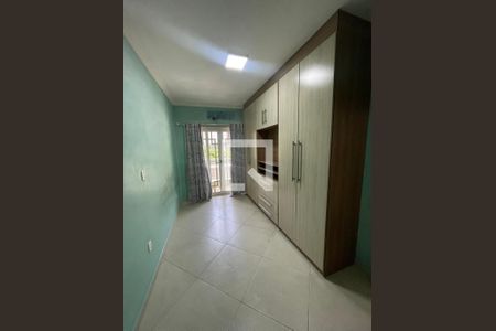 Quarto de casa à venda com 3 quartos, 150m² em Realengo, Rio de Janeiro