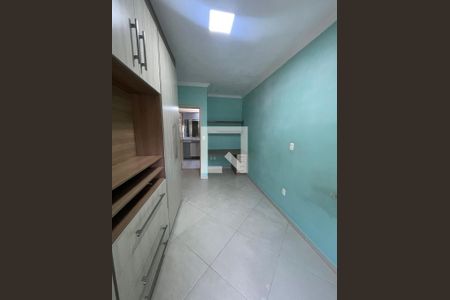 Quarto de casa à venda com 3 quartos, 150m² em Realengo, Rio de Janeiro
