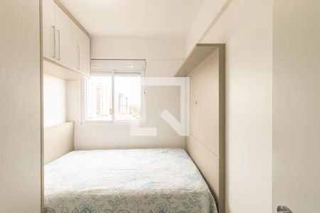 Quarto 1 de apartamento à venda com 3 quartos, 74m² em Novo Mundo, Curitiba
