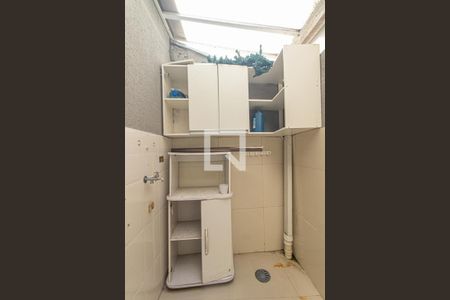 Área de Serviço de casa de condomínio para alugar com 3 quartos, 60m² em Pinheirinho, Curitiba