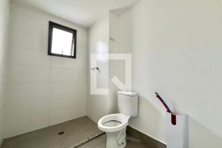 Banheiro da Suíte 1 de apartamento à venda com 2 quartos, 75m² em Parque Imperial, São Paulo