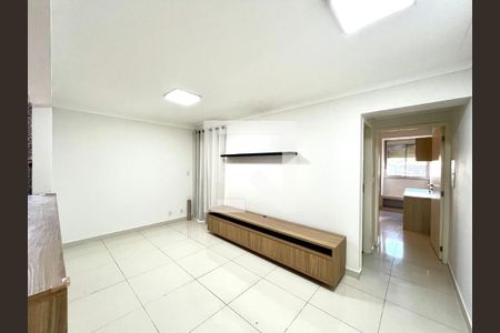 Sala de apartamento para alugar com 1 quarto, 50m² em Centro, Campinas