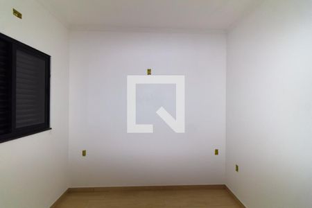 Quarto 1 de casa para alugar com 3 quartos, 110m² em São Lucas, São Paulo