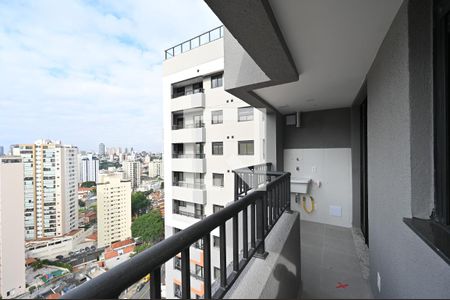 Varanda de apartamento à venda com 1 quarto, 28m² em Chácara Inglesa, São Paulo