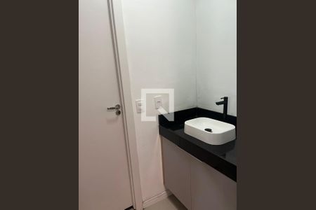Banheiro de apartamento para alugar com 2 quartos, 36m² em Jaguaré, São Paulo