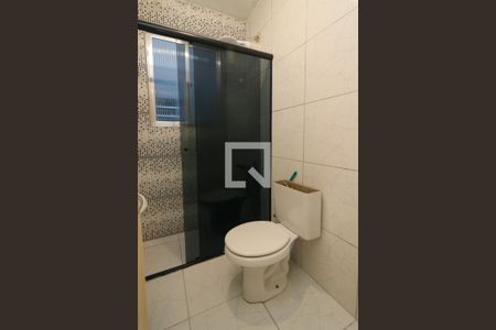 Banheiro de apartamento para alugar com 1 quarto, 49m² em Menino Deus, Porto Alegre