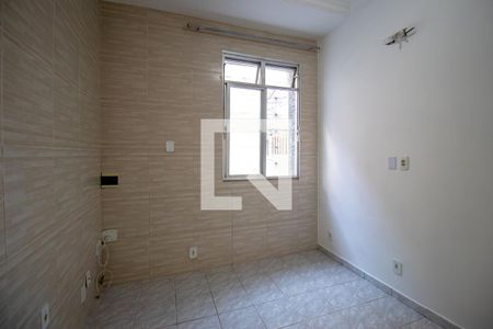 Quarto 1 de casa para alugar com 2 quartos, 60m² em Olaria, Rio de Janeiro