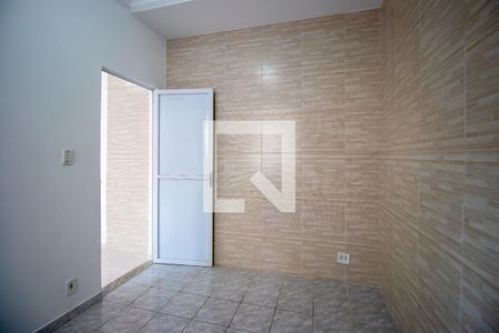 Quarto 1 de casa para alugar com 2 quartos, 60m² em Olaria, Rio de Janeiro