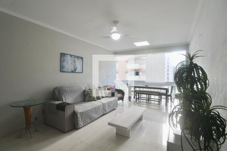 Sala de apartamento para alugar com 3 quartos, 130m² em Vila Maia, Guarujá