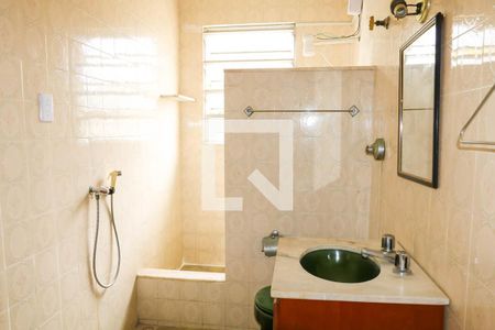 Banheiro  1º Pavimento de casa de condomínio para alugar com 2 quartos, 80m² em Quintino Bocaiúva, Rio de Janeiro