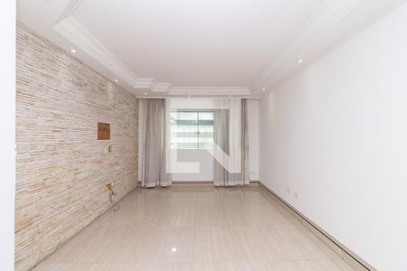 Sala de casa à venda com 3 quartos, 300m² em Cidade Líder, São Paulo