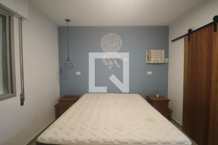 Suíte de apartamento para alugar com 3 quartos, 100m² em Centro, Guarujá