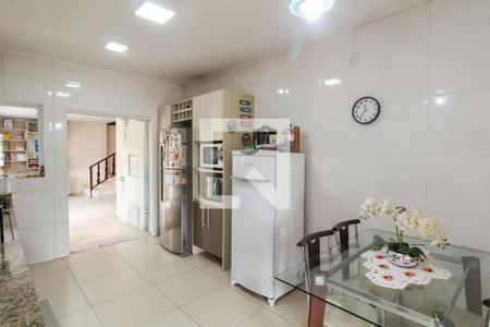 Cozinha de casa à venda com 3 quartos, 169m² em Estância Velha, Canoas