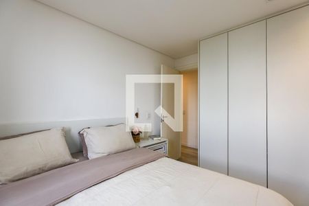 Suíte de apartamento para alugar com 2 quartos, 63m² em Chácara Agrindus, Taboão da Serra