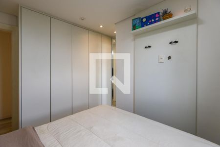 Suíte de apartamento para alugar com 2 quartos, 63m² em Chácara Agrindus, Taboão da Serra