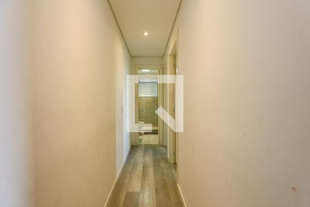 Corredor de apartamento para alugar com 2 quartos, 63m² em Chácara Agrindus, Taboão da Serra