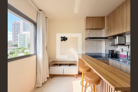 Sala  de kitnet/studio para alugar com 1 quarto, 27m² em Chácara Santo Antônio (zona Sul), São Paulo