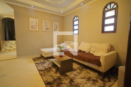 Sala de TV  de casa à venda com 4 quartos, 249m² em Parque Terra Nova, São Bernardo do Campo