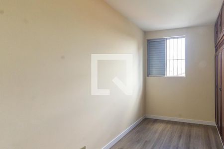 Quarto 1 de apartamento para alugar com 2 quartos, 54m² em Vila Esperança, São Paulo
