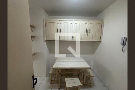 Cozinha de apartamento para alugar com 3 quartos, 129m² em Bom Fim, Porto Alegre
