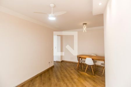 Sala  de apartamento para alugar com 2 quartos, 78m² em Alphaville Industrial, Barueri