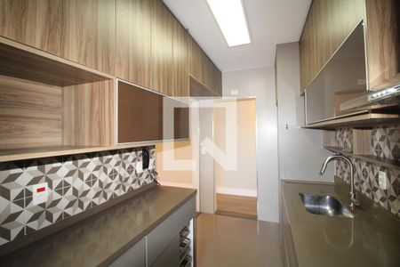 Sala / Cozinha de apartamento à venda com 2 quartos, 67m² em Chora Menino, São Paulo
