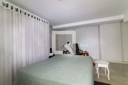 Suite de apartamento à venda com 4 quartos, 136m² em Jardim das Paineiras, Campinas