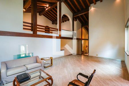Casa à venda com 3 quartos, 556m² em Jardim Viana, São Paulo