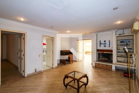 Casa à venda com 3 quartos, 556m² em Jardim Viana, São Paulo