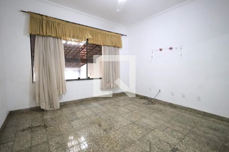 Sala de casa para alugar com 2 quartos, 150m² em Parque Oratório, Santo André