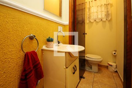 Lavabo de casa para alugar com 3 quartos, 157m² em Parque Sao George, Cotia