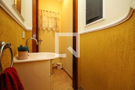 Lavabo de casa para alugar com 3 quartos, 157m² em Parque Sao George, Cotia