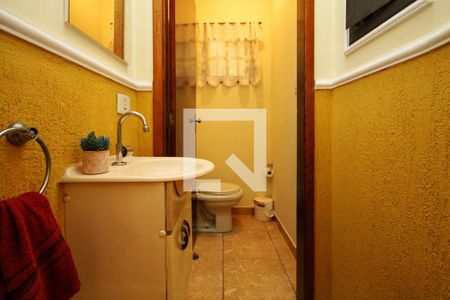 Lavabo de casa para alugar com 3 quartos, 157m² em Parque Sao George, Cotia