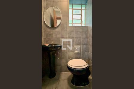 Lavabo de casa para alugar com 3 quartos, 194m² em Vila Anglo Brasileira, São Paulo