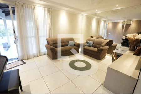 Casa de Condomínio à venda com 3 quartos, 126m² em Setor Candida de Morais, Goiânia
