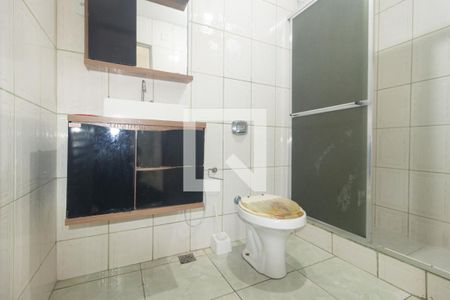 Banheiro de apartamento para alugar com 1 quarto, 65m² em Senador Vasconcelos, Rio de Janeiro
