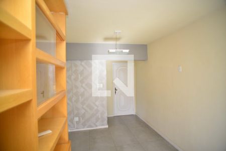 Sala de apartamento para alugar com 2 quartos, 50m² em Itanhangá, Rio de Janeiro