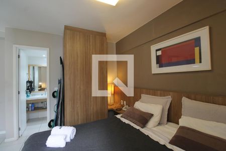 Quarto de kitnet/studio para alugar com 1 quarto, 40m² em Camorim, Rio de Janeiro