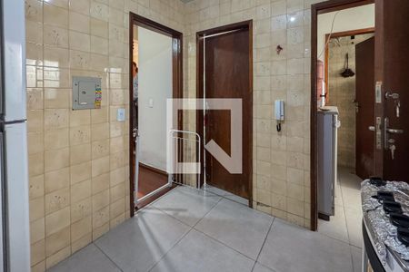 Casa à venda com 2 quartos, 110m² em Santa Efigênia, Belo Horizonte