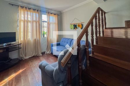 Casa à venda com 2 quartos, 110m² em Santa Efigênia, Belo Horizonte