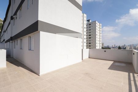 Área externa de apartamento para alugar com 2 quartos, 48m² em Água Fria, São Paulo