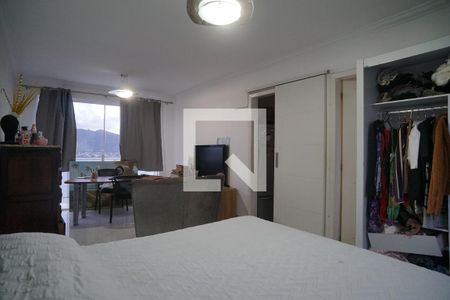 Sala de casa para alugar com 4 quartos, 160m² em Camboinhas, Niterói
