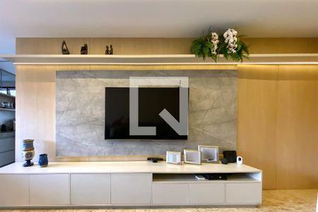 Sala de apartamento à venda com 3 quartos, 225m² em Santo Antônio, Belo Horizonte