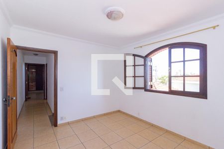 Quarto 1 de casa à venda com 3 quartos, 150m² em Vila Zat, São Paulo