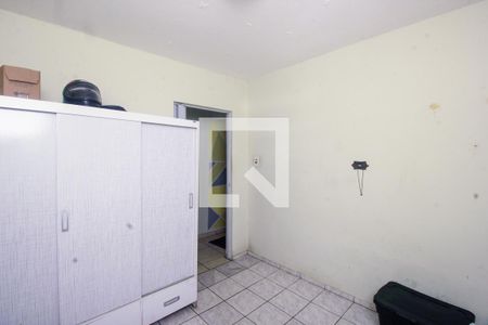 Quarto 2 de casa à venda com 2 quartos, 63m² em Jardim Stetel, Santo André
