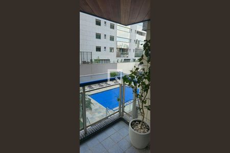 Apartamento à venda com 3 quartos, 104m² em Lourdes, Belo Horizonte