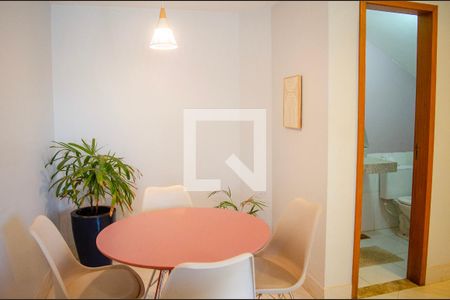 Casa à venda com 3 quartos, 106m² em Conjunto Riviera, Goiânia